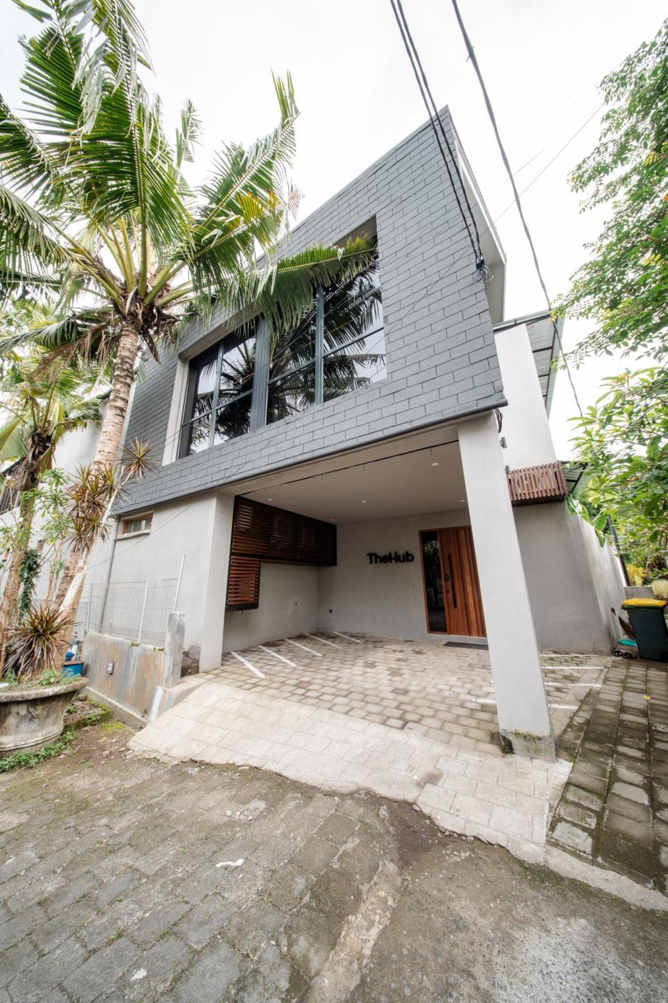 Thehub Pererenan Coworking, Pool And Rooftop Canggu Zewnętrze zdjęcie