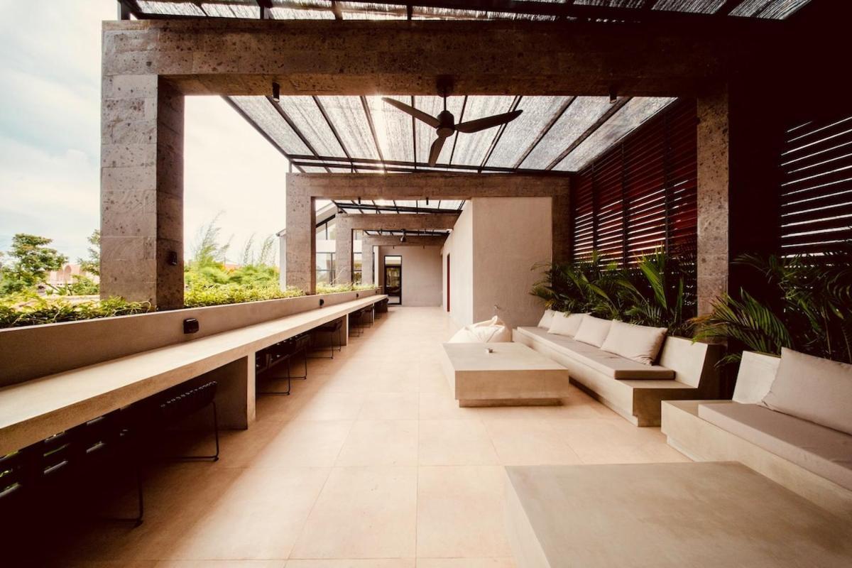 Thehub Pererenan Coworking, Pool And Rooftop Canggu Zewnętrze zdjęcie